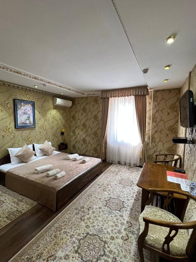 Hotel Papillon Ташкент Екстериор снимка
