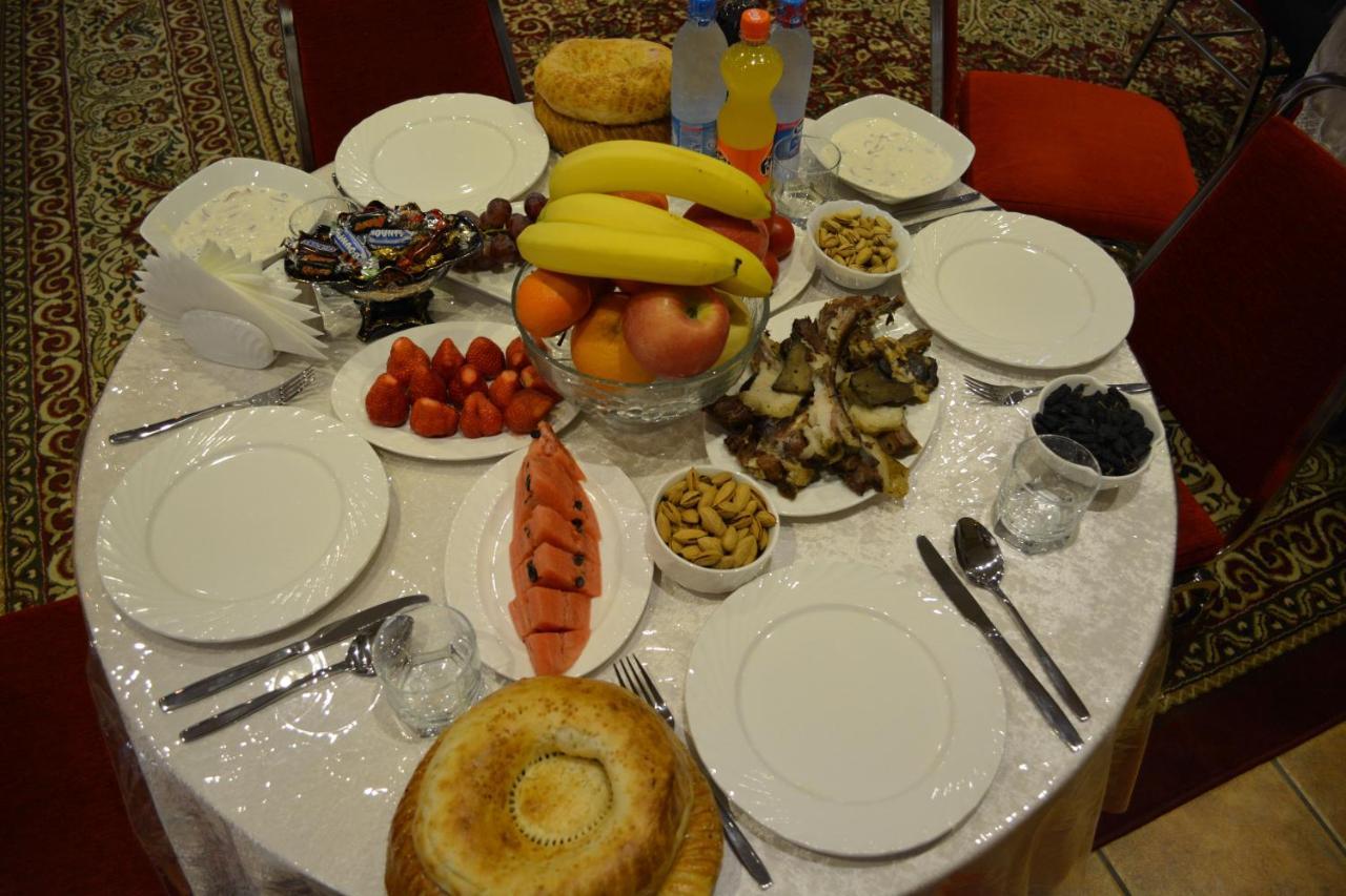 Hotel Papillon Ташкент Екстериор снимка