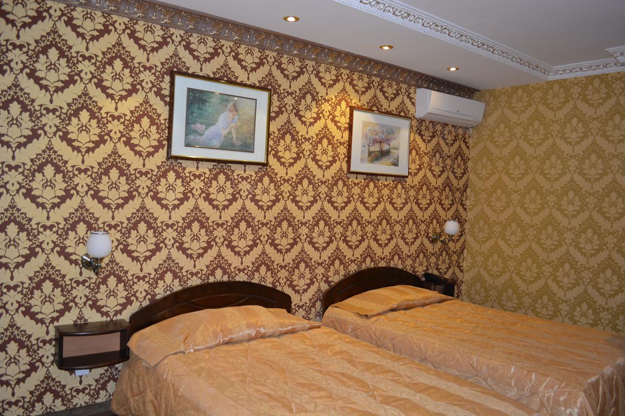 Hotel Papillon Ташкент Екстериор снимка