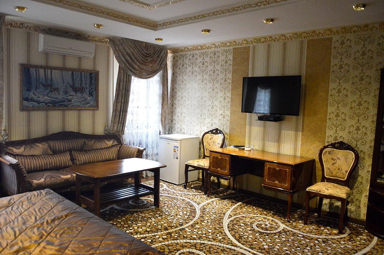 Hotel Papillon Ташкент Екстериор снимка